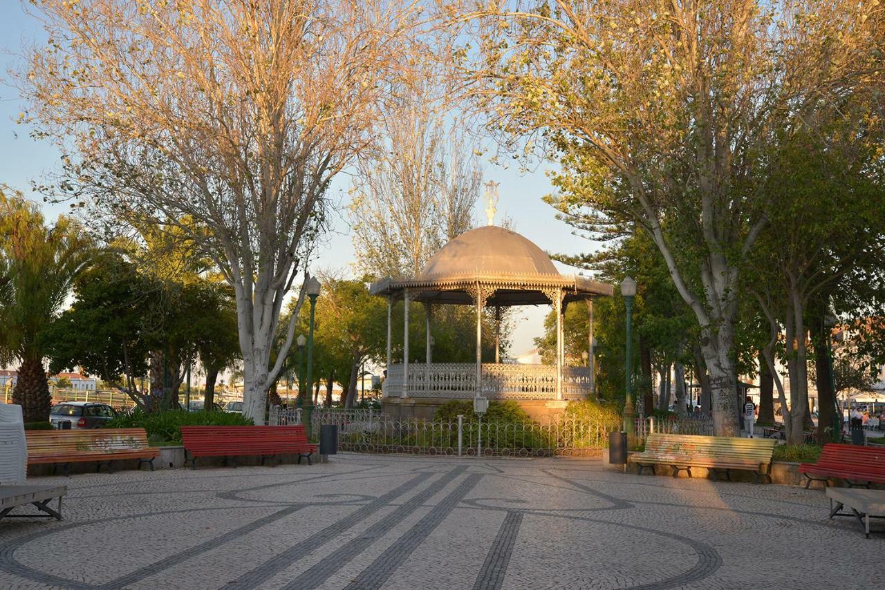Quinta Luz Do Sol Bed & Breakfast Moncarapacho Bagian luar foto